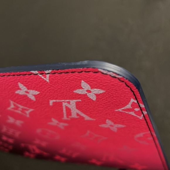 💜 LOUIS VUITTON 💜MONOGRAM SPRING IN THE CITY POCHETTE MIDNIGHT FUCHSIA. NWT. - Picture 6 of 12